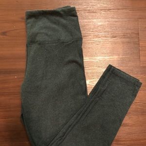Lululemon atheltics pants (olive dark green)
